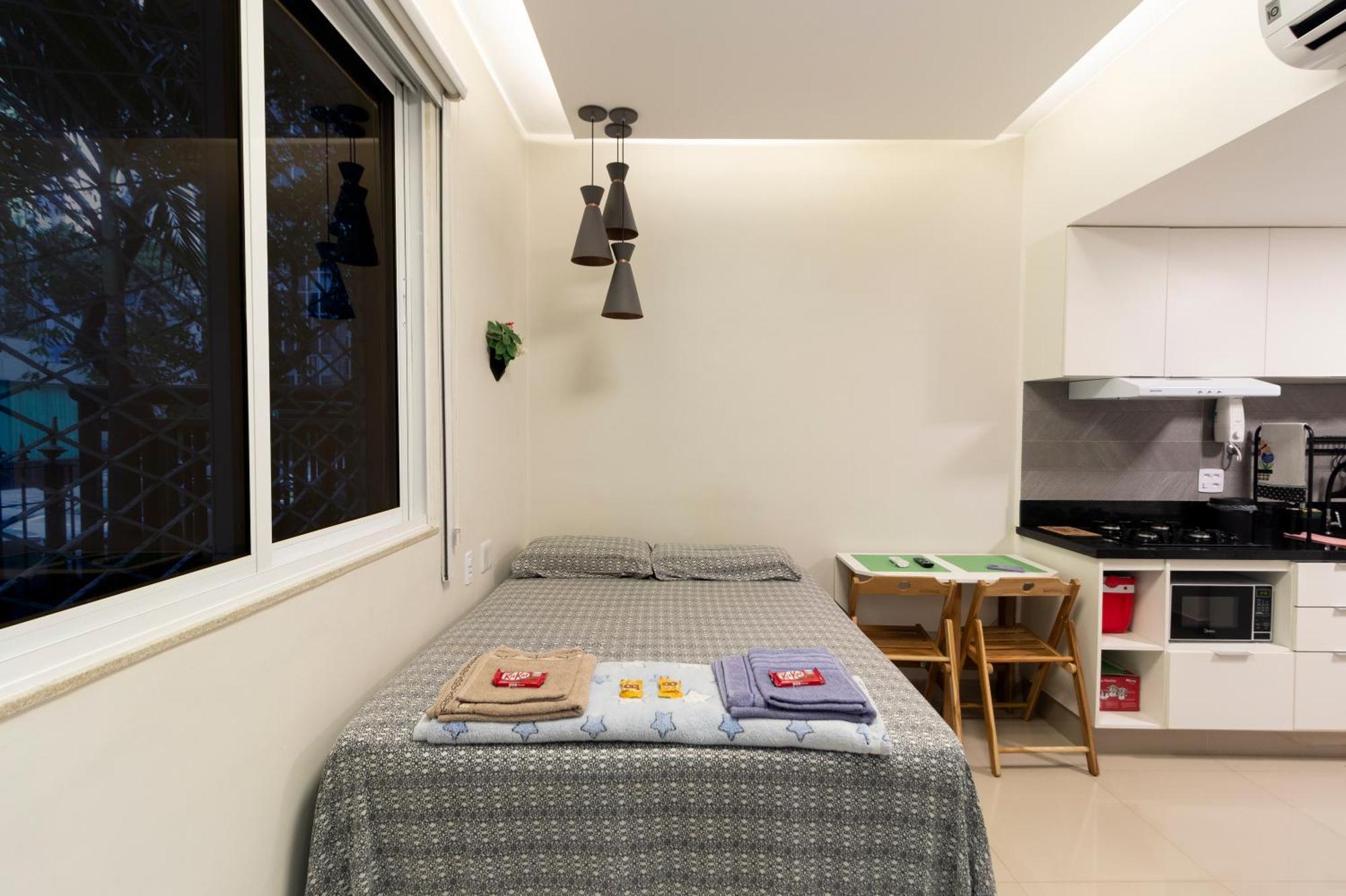 Namaste House Copacabana Apartemen